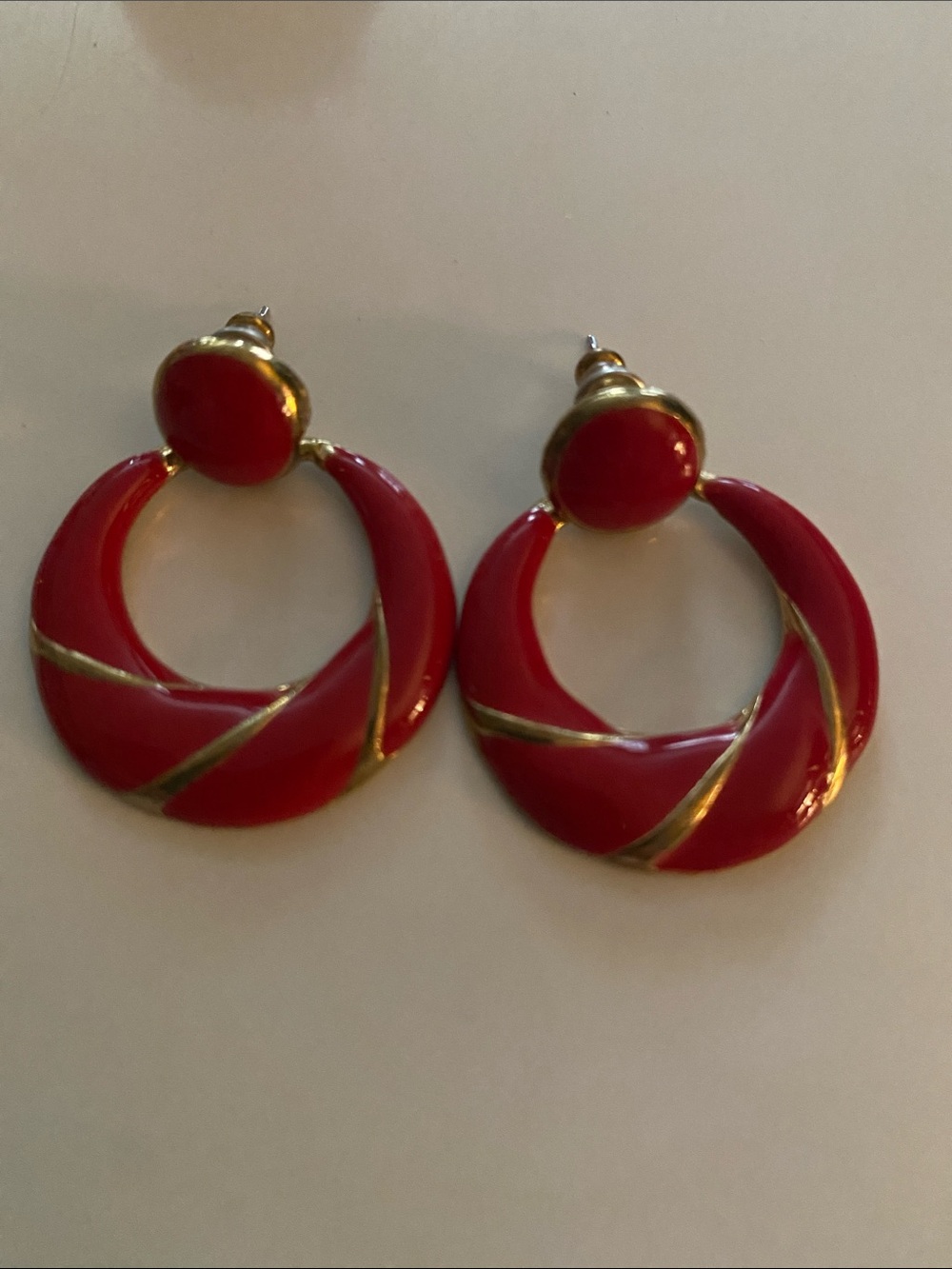 1980’s Vintage Red Gold-Trim Hoop Drop Earrings